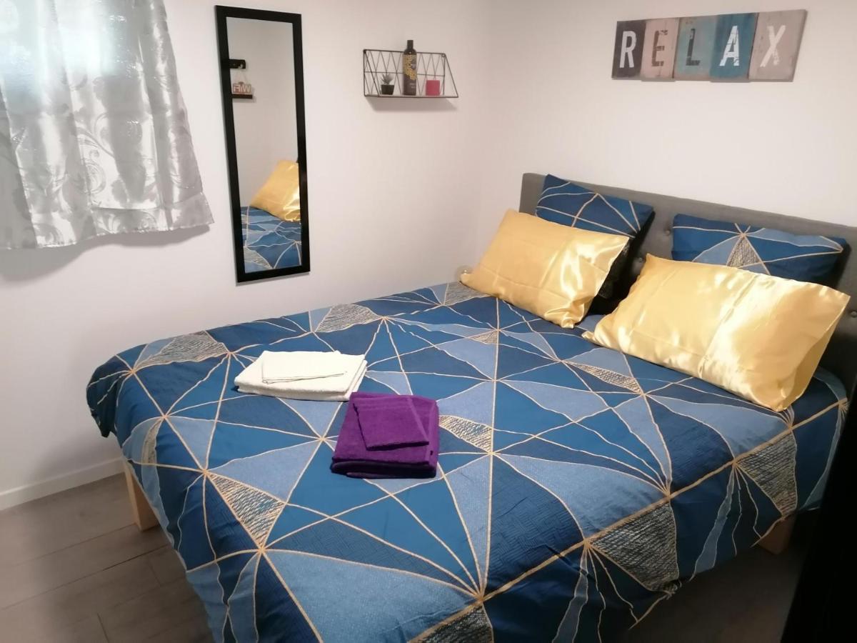 Charmant appartement T2 dans villa avec spa extérieur de mai à septembre Laveyron Exterior foto
