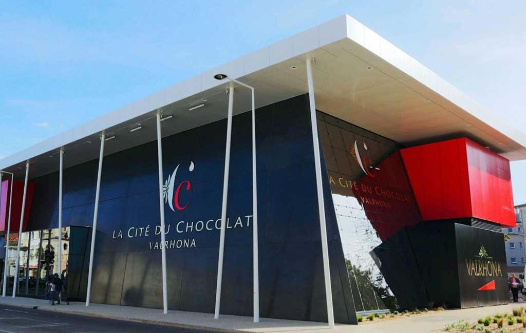 Charmant appartement T2 dans villa avec spa extérieur de mai à septembre Laveyron Exterior foto
